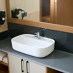 מלון Caria Luxury 4*