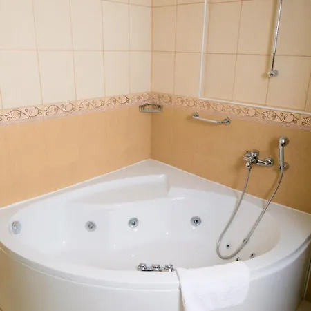 Caria Luxury דליאן