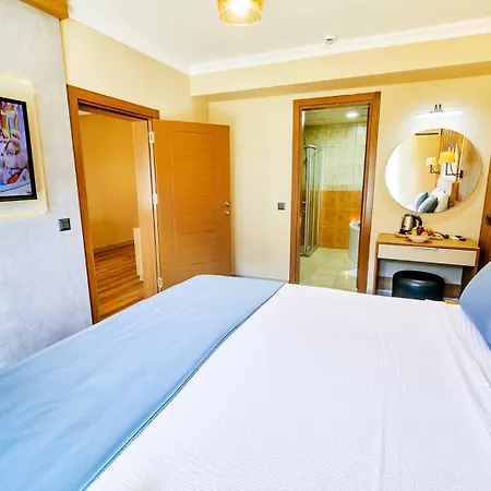 Caria Luxury מלון