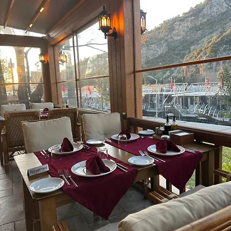 Caria Luxury מלון 4*