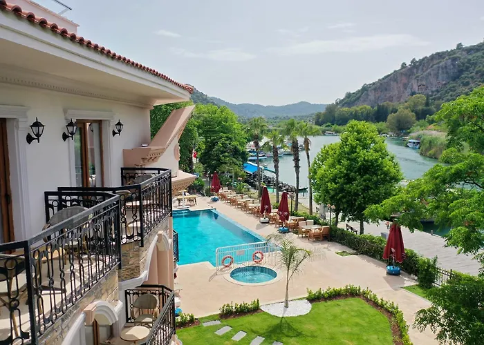 Dalyan Caria Luxury Hotel فندق 4*